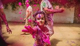 girl color party